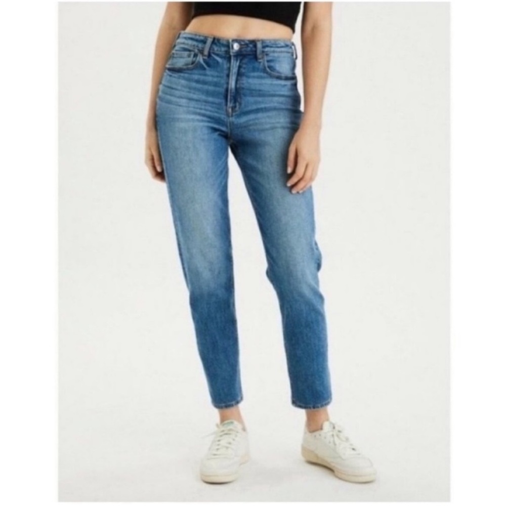 American Eagle Outfitters Light Blue Ankle Jeans